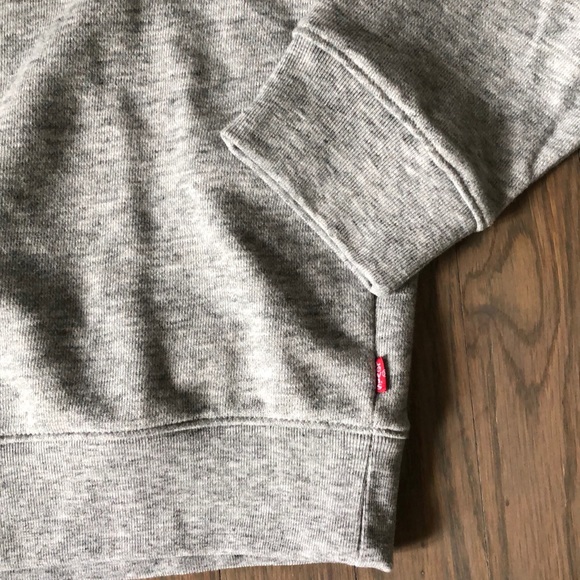 Levi’s NWT gray sweatshirt🔥😍🍂🍁 - Picture 6 of 9